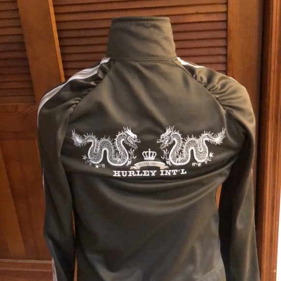 Hurley - Picture 2 of 2